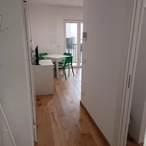 Traversa I Apartament Bari